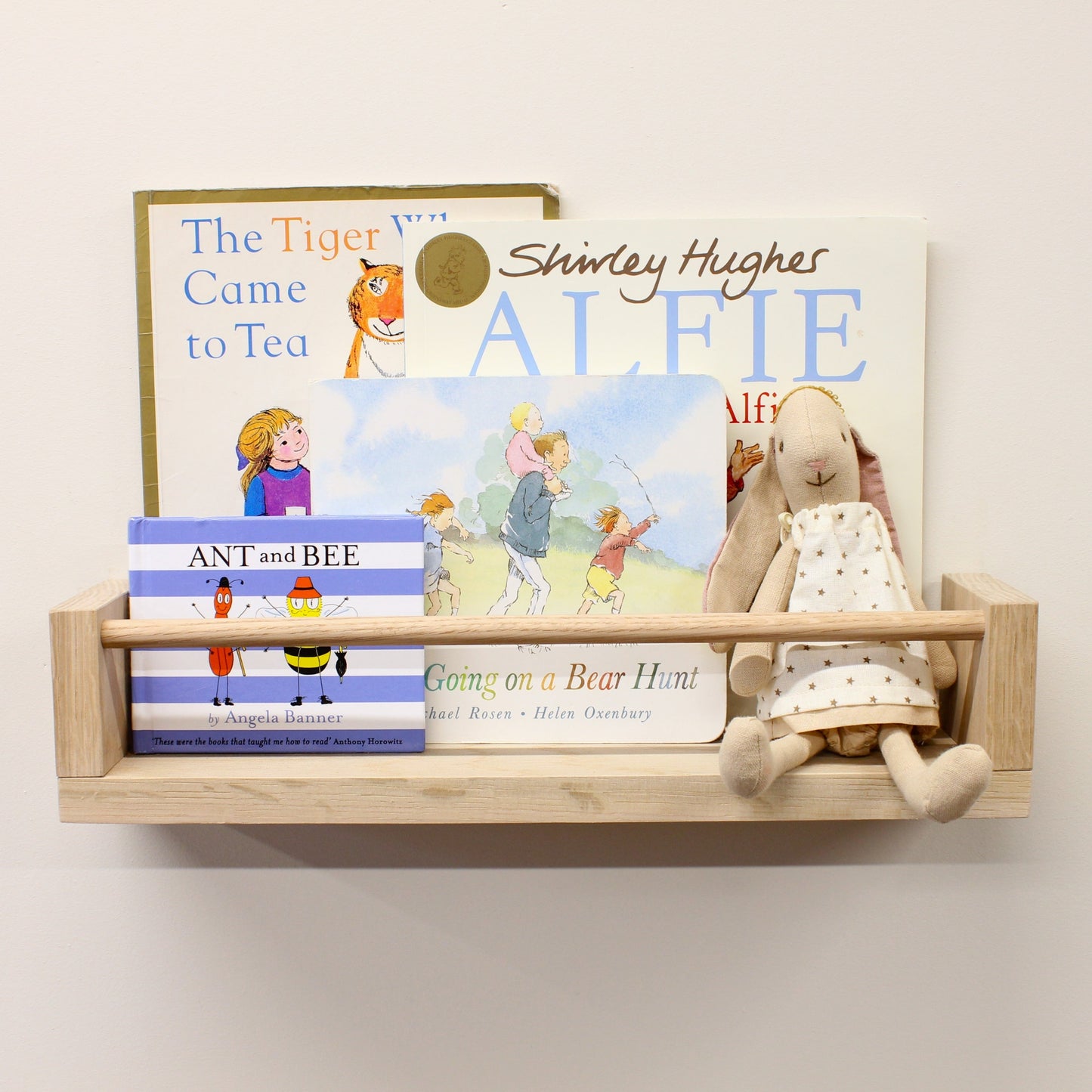 Children's Nursery Bookshelf, 4 colours.